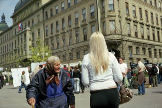 old-blond_color.jpg